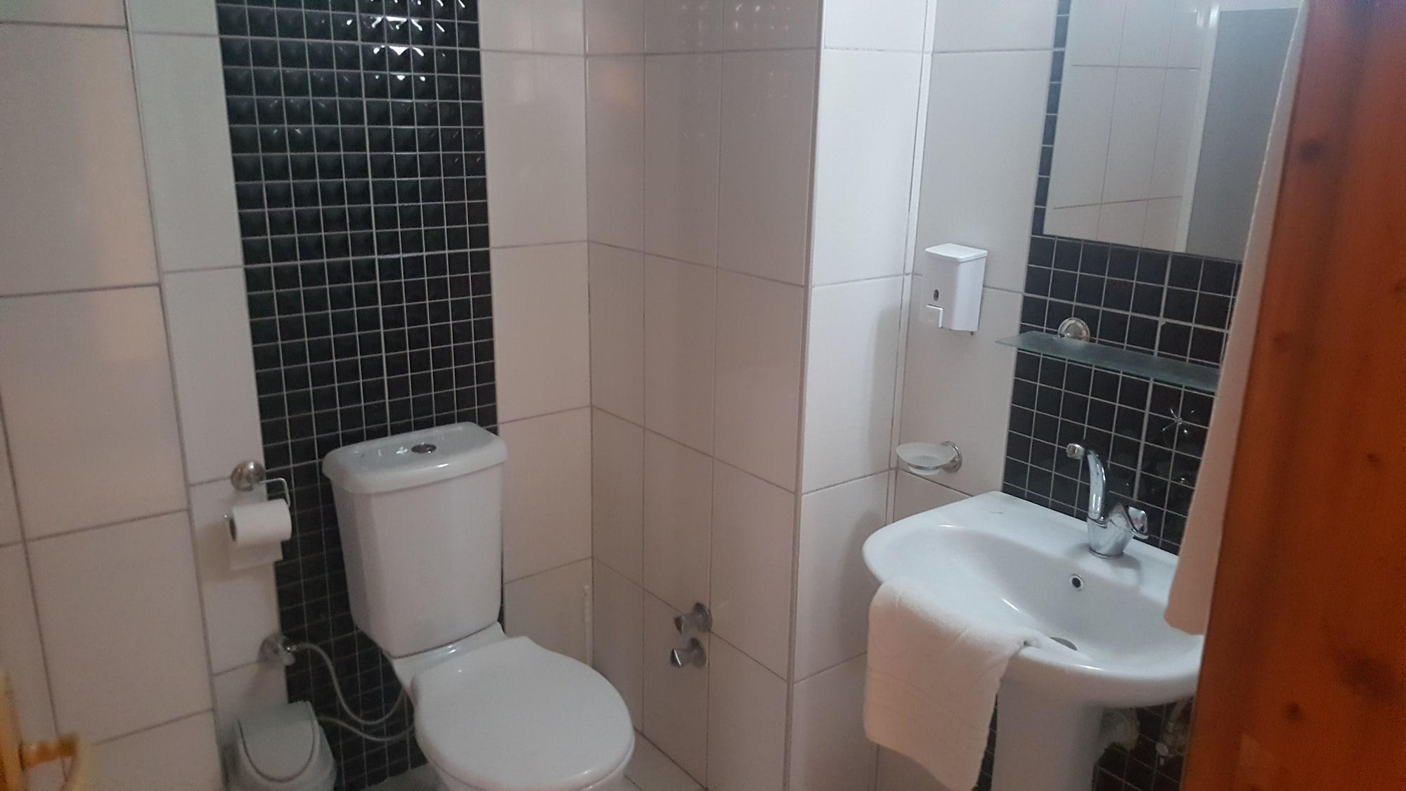 Damlatas Elegant Apart Hotel Аланя Екстериор снимка
