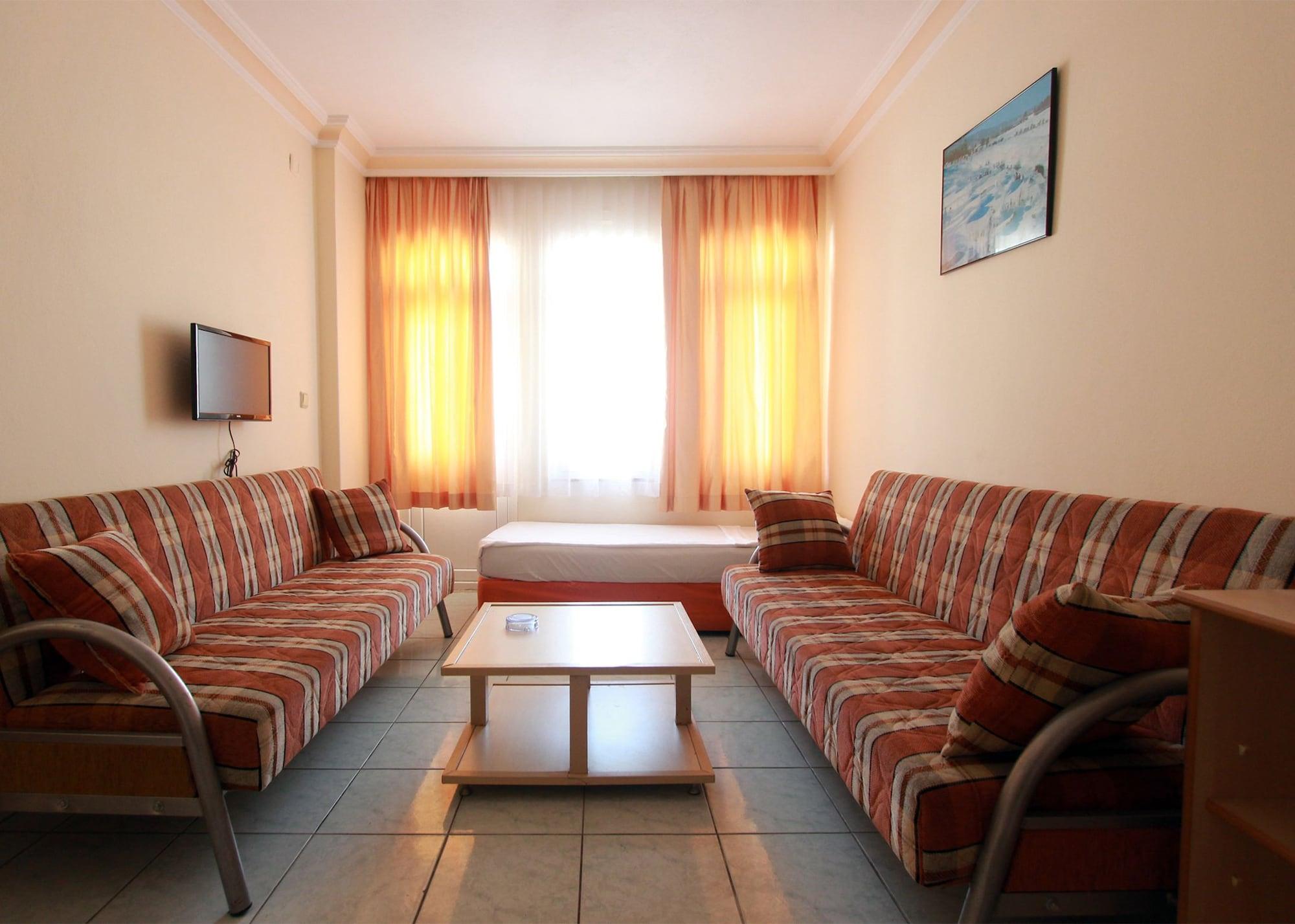 Damlatas Elegant Apart Hotel Аланя Екстериор снимка