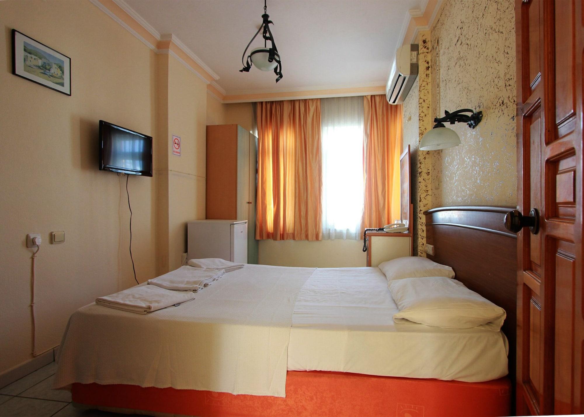 Damlatas Elegant Apart Hotel Аланя Екстериор снимка