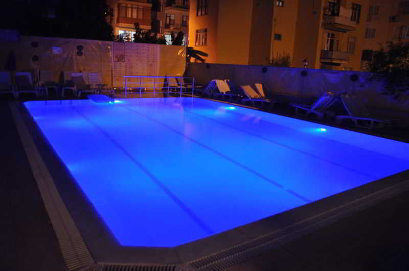Damlatas Elegant Apart Hotel Аланя Екстериор снимка