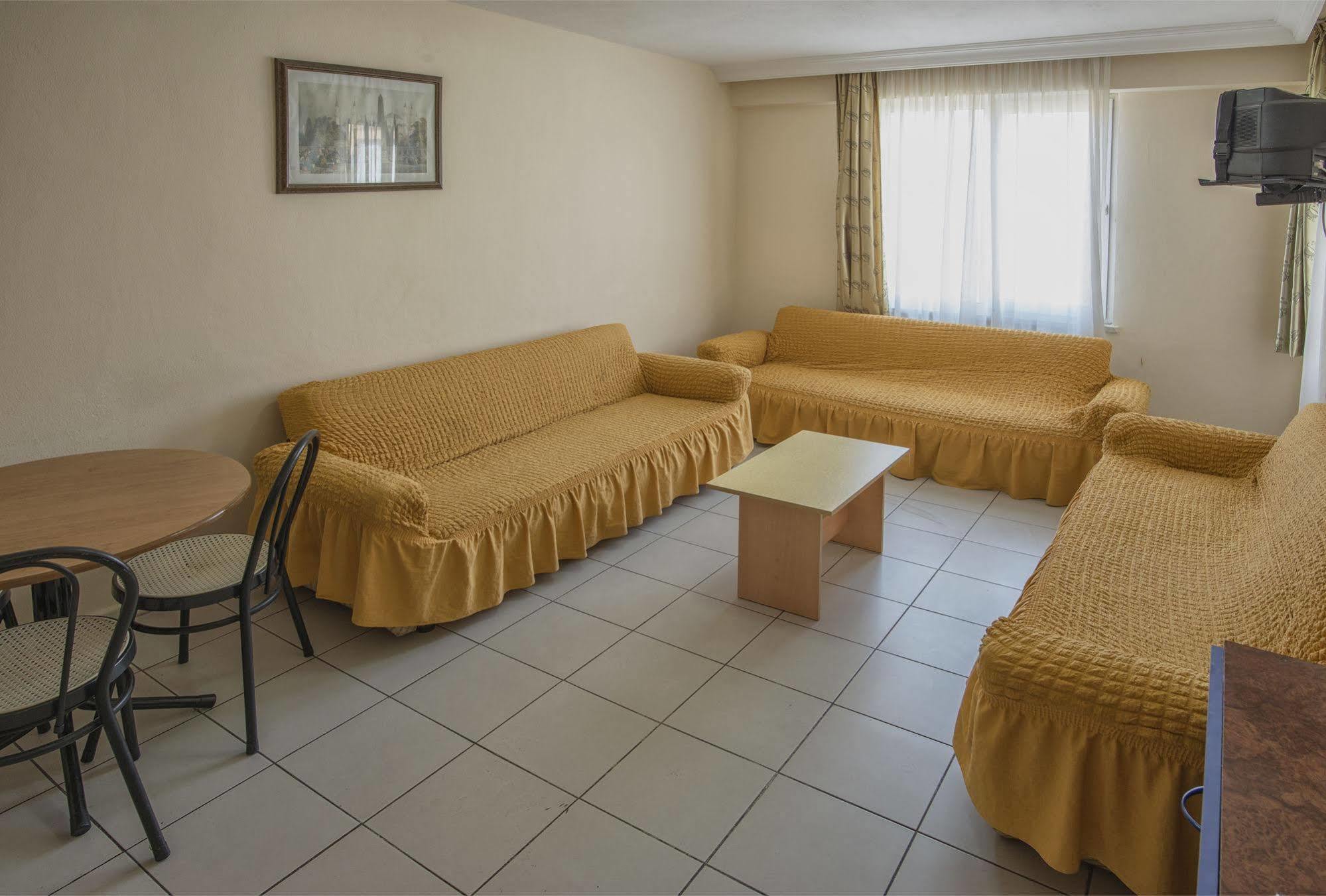 Damlatas Elegant Apart Hotel Аланя Екстериор снимка