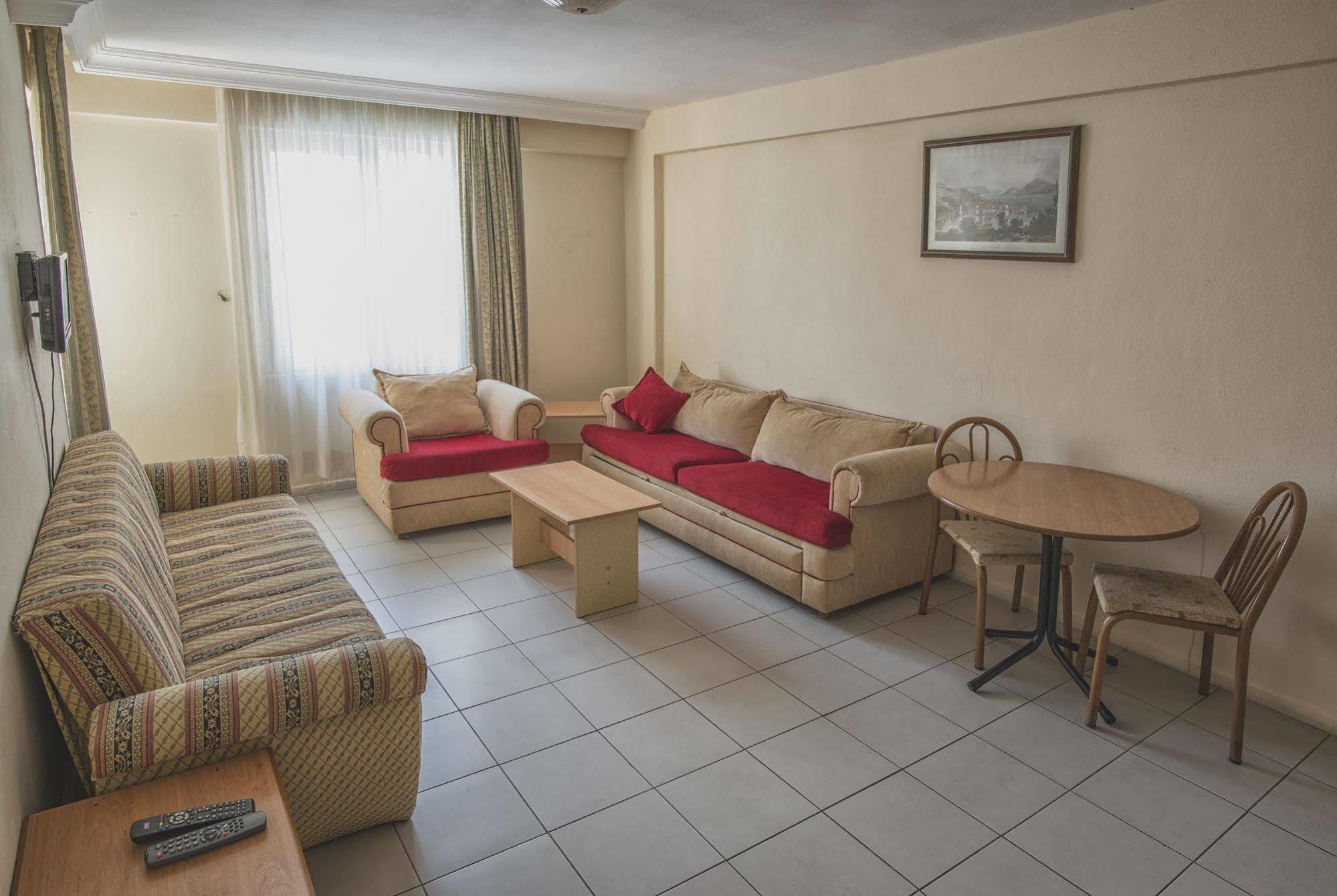 Damlatas Elegant Apart Hotel Аланя Екстериор снимка